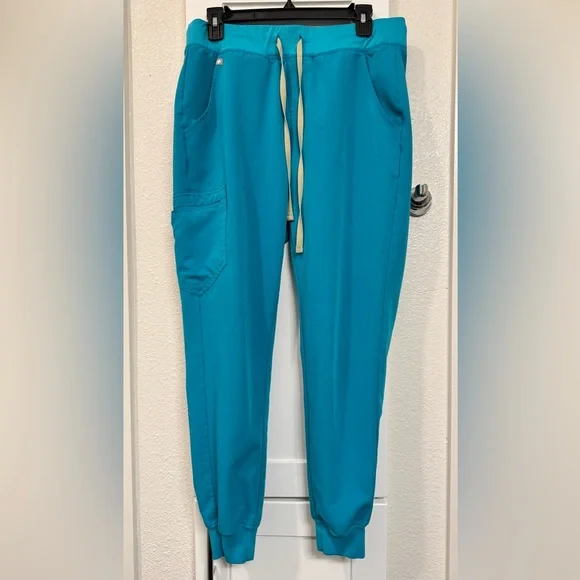 FIGS Teal Scrub Set — Catarina Top + Zamora Joggers (Small Stains) - Picture 6 of 9